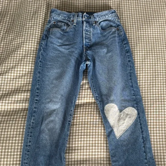 Levi's 501 Straight Leg Jeans with Heart Detail - Picture 1 of 6